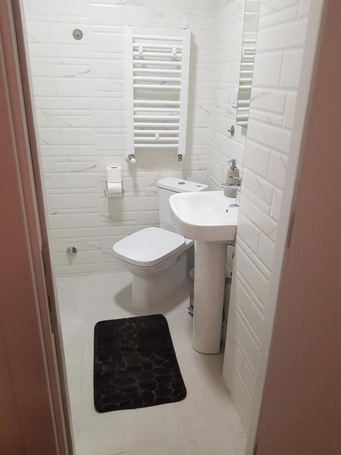 Luxury Apartment Nefertiti Skopje Eksteriør billede