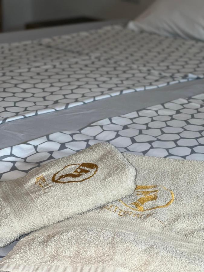 Luxury Apartment Nefertiti Skopje Eksteriør billede